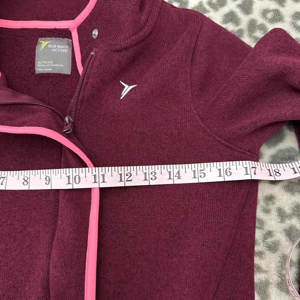 Old Navy Active Studio Wrap Jacket in Winter Wine Size XL 14 Regular Girls